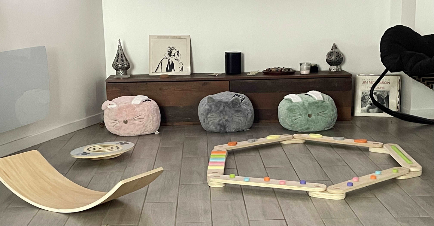 Pouf en peluche pour enfant 1-4 ans - Lapin rose - Made in France SENSIKIDS