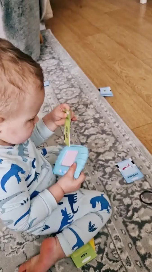 Jouets éducatifs &amp; bilinguisme : apprendre une seconde langue à travers le jeu avec les flashcards SensiKids