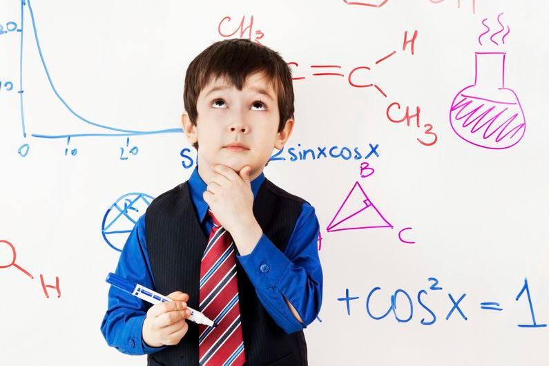 Enfant HPI : particularités, défis et accompagnement